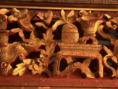 CHINOISERIE GILT CARVED WOOD DRAGON WITH VASES FLOWERING BRANCHES WALL PLAQUE
