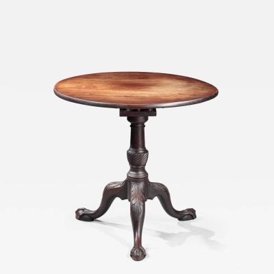 CHIPPENDALE CARVED KNEE TRIPOD TEA TABLE