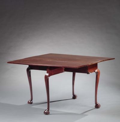 CHIPPENDALE DROP LEAF TABLE