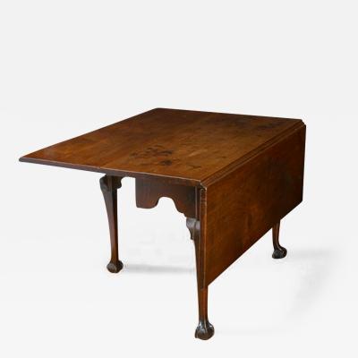 CHIPPENDALE DROP LEAF TABLE WITH CLAW AND BALL FEET AND SQUARE LEAVES