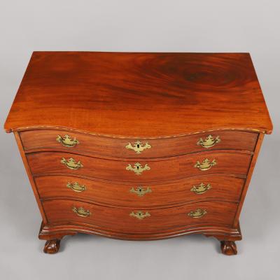 CHIPPENDALE FOUR DRAWER CHEST