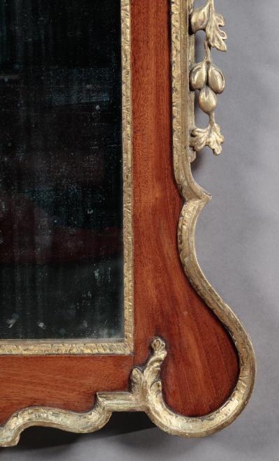 CHIPPENDALE LOOKING GLASS