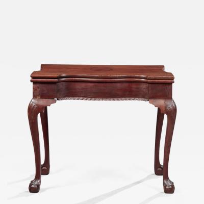 CHIPPENDALE SERPENTINE FOUR LEGGED CARD TABLE