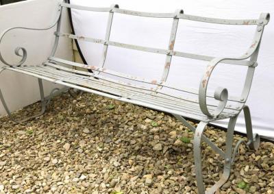 CLASSIC ENGLISH EDWARDIAN WROUGHT IRON STRAP STYLE GARDEN BENCH