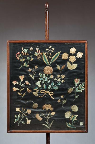 CLASSICAL POLESCREEN WITH A SILK FLORAL NEEDLEWORK