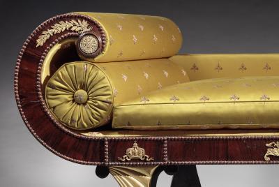 CLASSICAL SCROLL ARM SETTEE