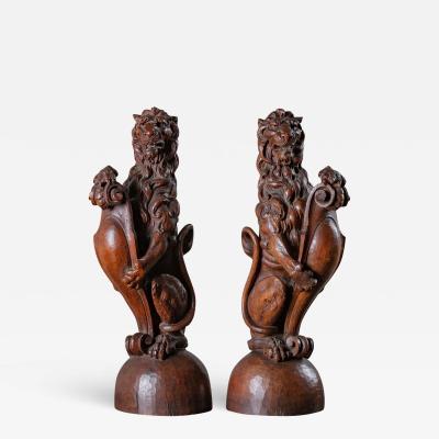 CONTINENTAL CARVED LIONS