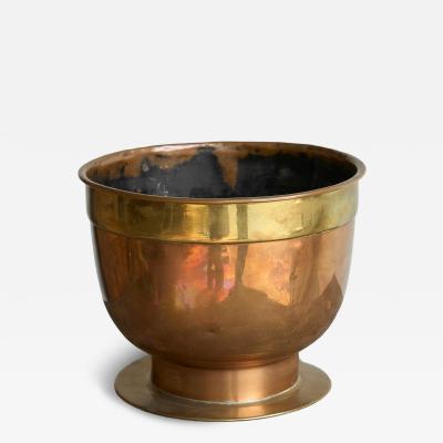 Cachepot or Vase in Patinated Copper Early 20th Century