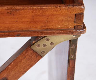 Campaign Tray Table