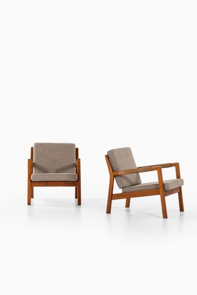Carl Gustav Hiort af Orn s Carl Gustaf Hiort af Orn s Easy Chairs Model Rialto Produced by Puunveisto
