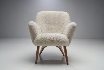 Carl Gustav Hiort af Orn s Carl Gustaf Hiort af Orn s Pair of Pedro Armchairs by Carl Gustaf Hiort af Orn s Finland 1950s