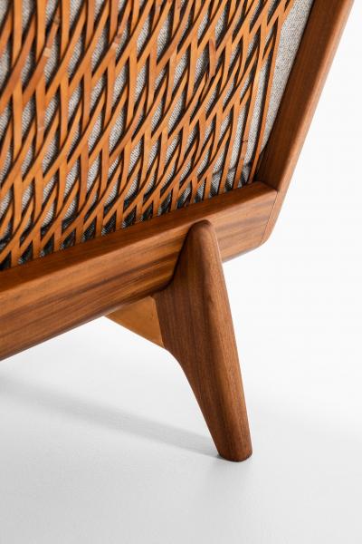 Carl Gustav Hiort af Orn s Carl Gustaf Hiort af Orn s Sofa Model Trienna Produced in Finland