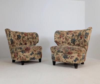 Carl Johan Boman Pair of Finnish Design Curved Lounge Chairs Carl Johan Boman Circa 1940s