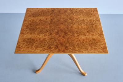 Carl Malmsten Carl Malmsten Berg Three Legged Coffee Table in Burl Elmwood Sweden 1960s