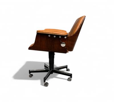 Carlo Fongaro Dinamarquesa Armchair Carlo Fongaro 1970s Lot 257C