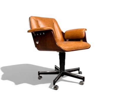 Carlo Fongaro Dinamarquesa Armchair Carlo Fongaro 1970s Lot 257C