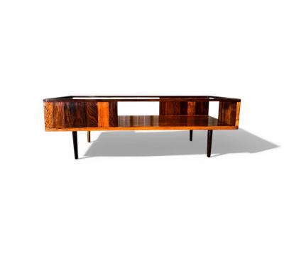Carlo Hauner Coffee Table in Rosewood without Glass Carlo Hauner 1950s Lot 863