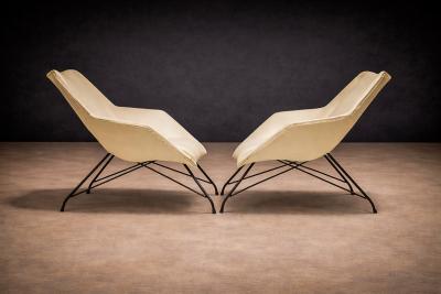 Carlo Hauner Pair of Concha Armchairs in Iron and leather Carlo Hauner