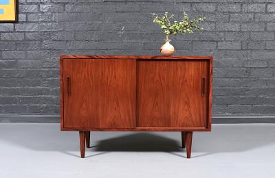 Carlo Jensen Modern Rosewood Credenza by Carlo Jensen for Hundevad Co 