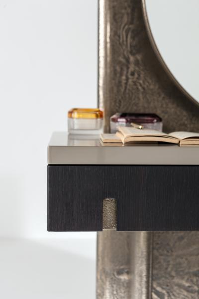 Carlyle Collective Outfit Vanity