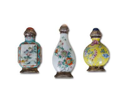 Cartier Silver Mounted Chinese Porcelain Snuff Bottles in Original Box