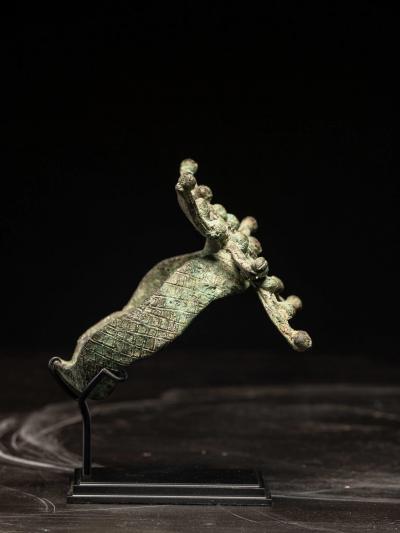 Ceremonial Bracelet debira with six serpent heads torfan Gan People