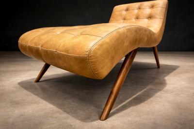 Chaise lounge in Hardwood and Faux Leather Unknown 1960s