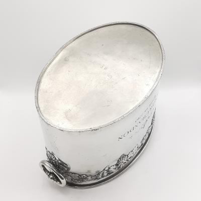 Champagne bucket from Mo t et Chandon 