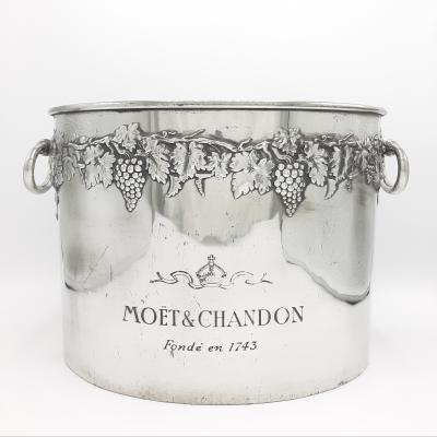 Champagne bucket from Mo t et Chandon 