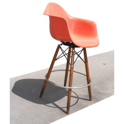 Charles Eames 1 Mid Century Eames Herman Miller Fiberglass Arm Shell Chair Walnut Stool