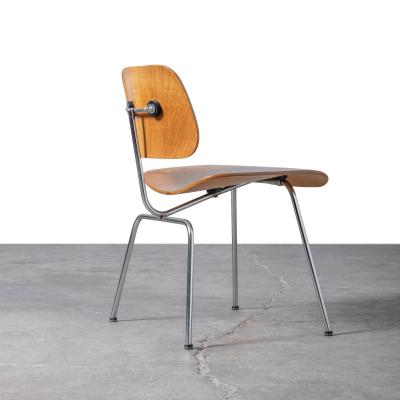 Charles Eames First Generation Charles Ray Eames for Herman Miller DCM Dining Chairs in Ash