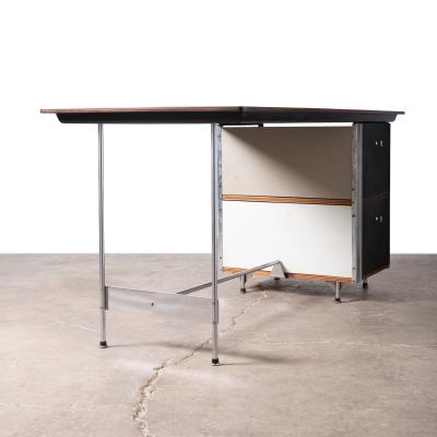 Charles Eames Rare Charles Ray Eames Walnut ESU EDU Desk Model D 20N for Herman Miller 50s