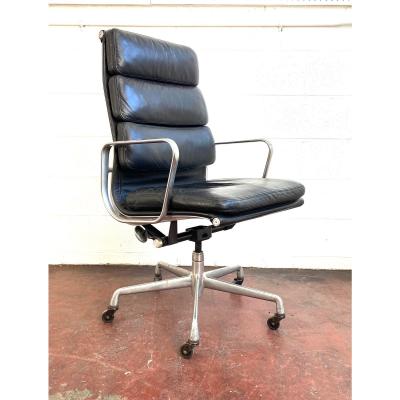 Charles Eames Vintage Charles Eames for Herman Miller Soft Pad Chair