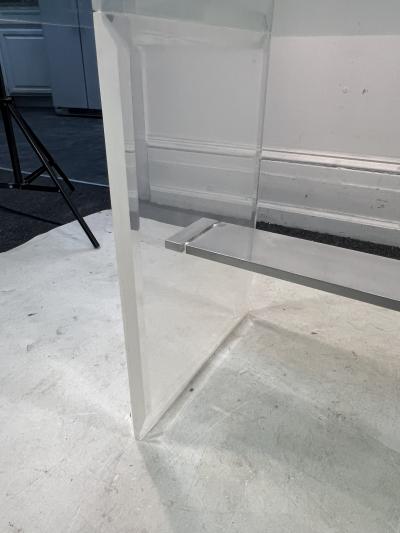 Charles Hollis Jones MODERN LUCITE AND ALUMINUMIN INTERSECTING BAR COFFEE TABLE