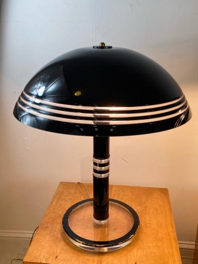 Charles Hollis Jones MODERN PAIR OF BLACK AND CLEAR LUCITE LAMPS