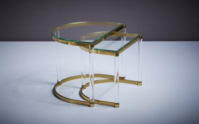 Charles Hollis Jones Pair of Nesting Tables in Brass glass in the manner of Charles Hollis Jones
