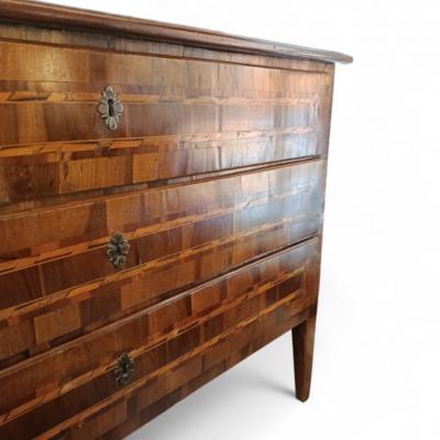 Charles IV Walnut Chest of Drawers late 18th century