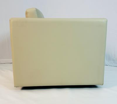 Charles Pfister Charles Pfister for Knoll Cream Leather Lounge Chair Labeled American 1980s