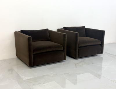 Charles Pfister Knoll Charles Pfister Lounge Chairs Chocolate Rohleder Velvet A Pair