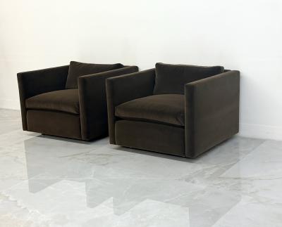 Charles Pfister Knoll Charles Pfister Lounge Chairs Chocolate Rohleder Velvet A Pair