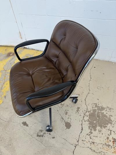 Charles Pollock 11 Executive Armchairs by Charles Pollock for Knoll Brown Leather