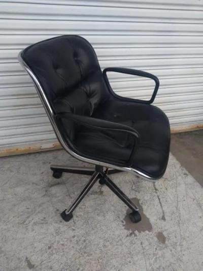 Charles Pollock Charles Pollock Black Leather Executive Chair