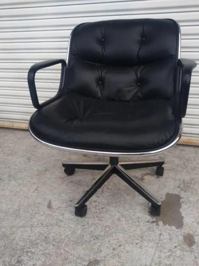 Charles Pollock Charles Pollock Black Leather Executive Chair