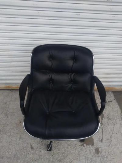 Charles Pollock Charles Pollock Black Leather Executive Chair