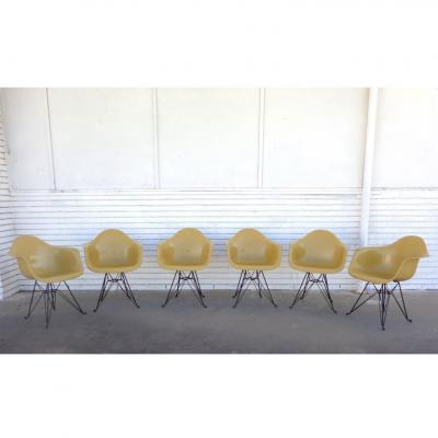 Charles Ray Eames 1 Herman Miller Eames Fiberglass Shell DAR Eiffel Base