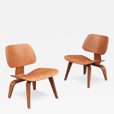 Charles Ray Eames 1940s Pair of Early Charles Eames for Herman Miller LCW Lounge Chairs in Oak
