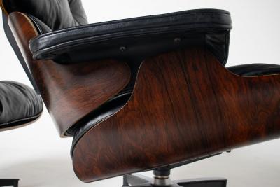 Charles Ray Eames 2nd Generation Eames Lounge Chair and Ottoman in Rosewood Black Leather