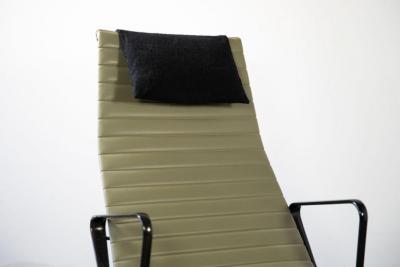 Charles Ray Eames Charles Eames Aluminum Group Lounge Chair and Ottoman for Herman Miller