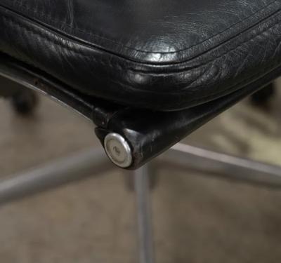 Charles Ray Eames Charles Ray Eames Soft Pad Chairs