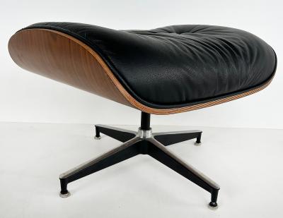 Charles Ray Eames Charles and Ray Eames Walnut Leather Lounge Chair Ottoman Herman Miller C2010